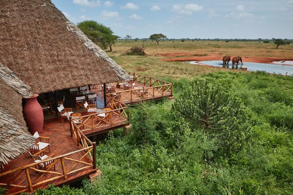 Ngutuni Game Sanctuary and Ngutuni Safari Lodge next to Tsavo East National Park in Kenya