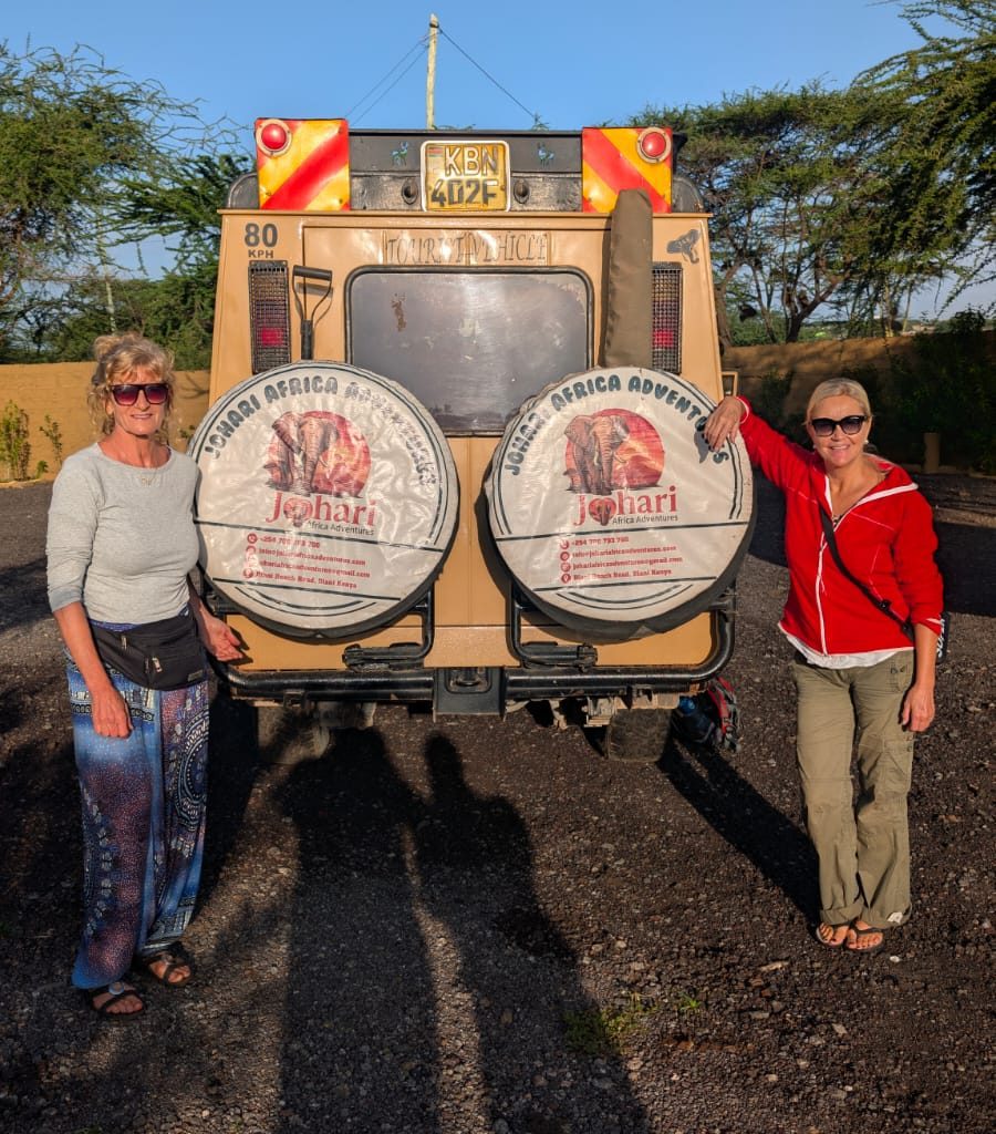 Johari Africa Adventures honemoon guests on safari- book the best Kenya luxury safari tour packages from Nairobi, Diani, Mombasa, Malindi and Watamu - www.johariafricaadventures.com